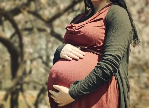 واریس واژن در بارداری: علت، علائم و درمان ایمن