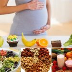 چی بخورم وزن جنین زیاد بشه؟ راهنمای تغذیه سالم برای کمک به رشد بهتر جنین
